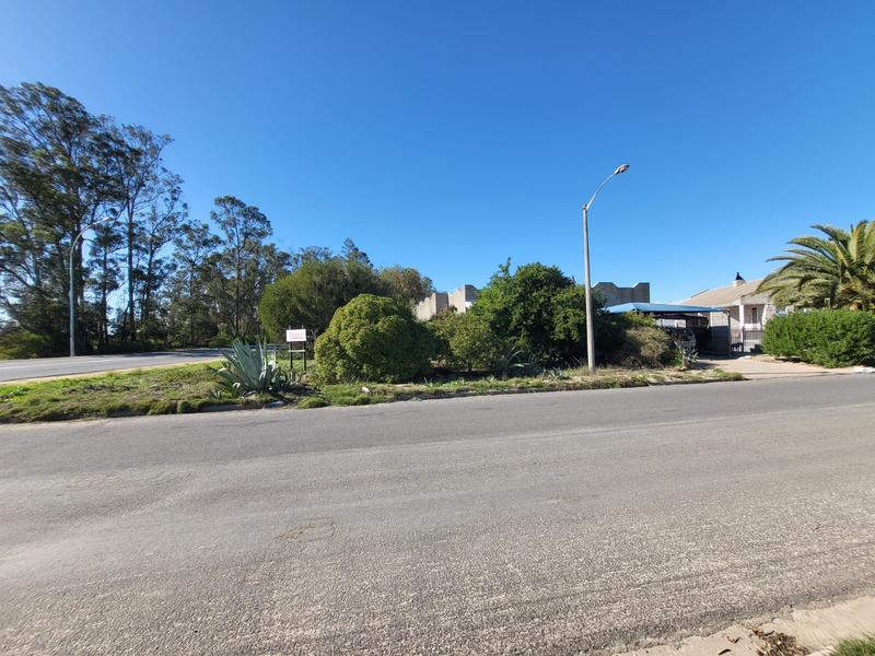 4 Bedroom Property for Sale in Velddrif Western Cape